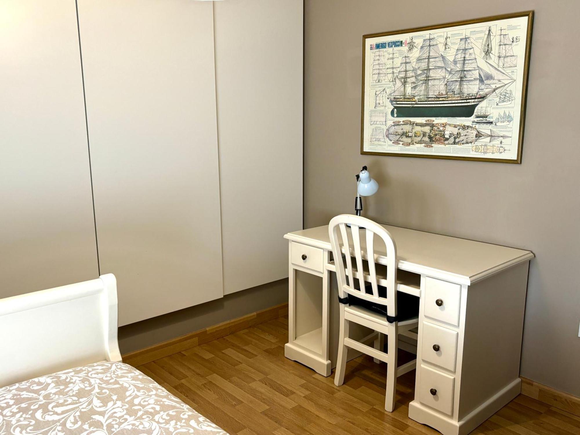 Suite El Alcazar การ์โมนา ภายนอก รูปภาพ